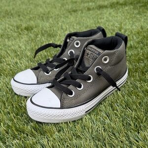 Converse Kids Mid-Top Sneakers in Olive and Black size 11 little kids
